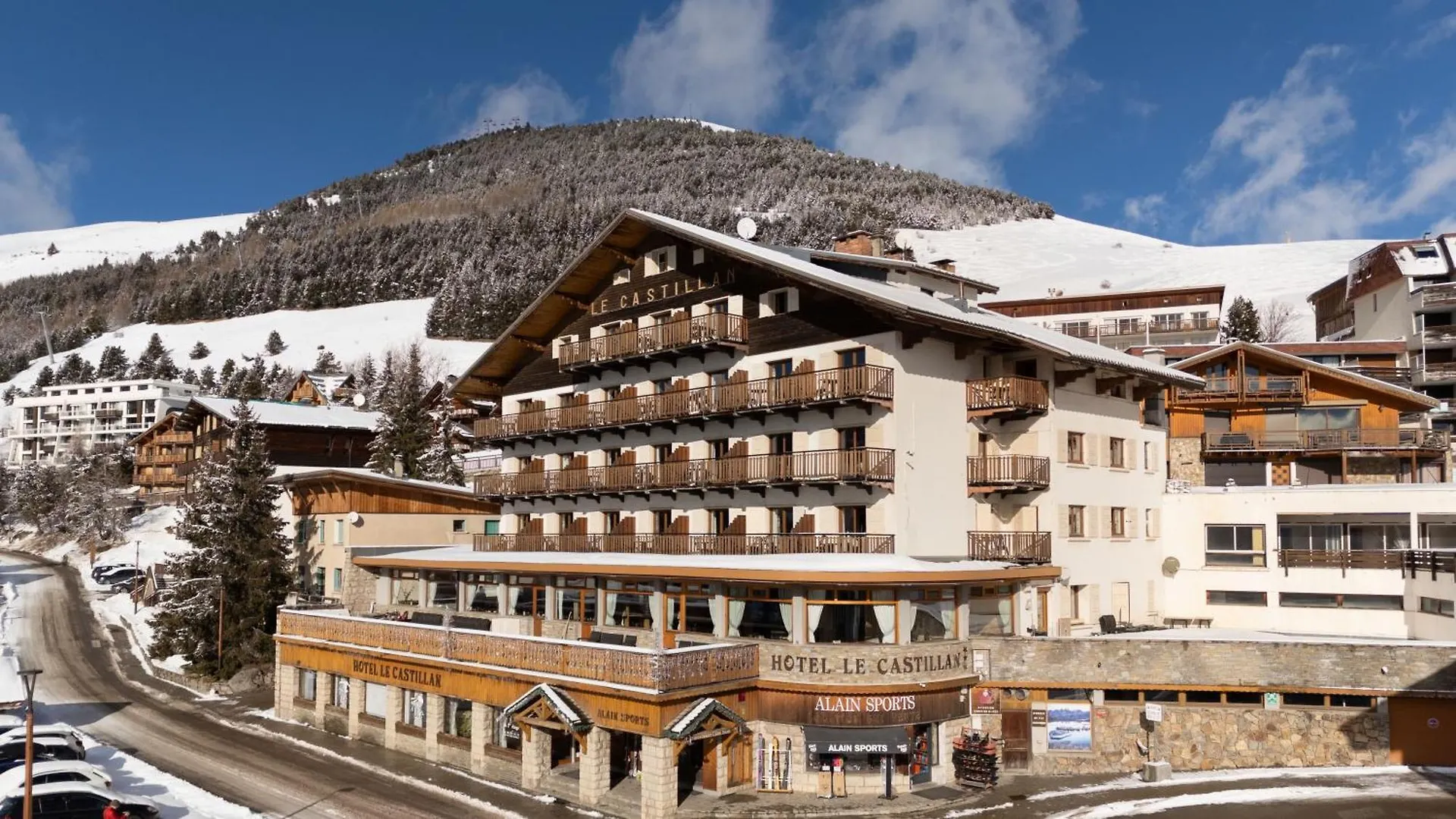 Le Castillan Alpe d'Huez Hotel