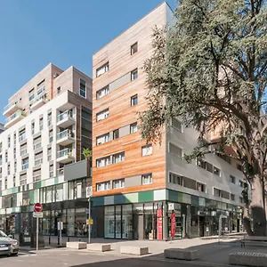 Appart'city Classic Centre - Pays De Geneve *** Annemasse